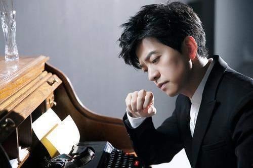 娱乐吃瓜酱李健